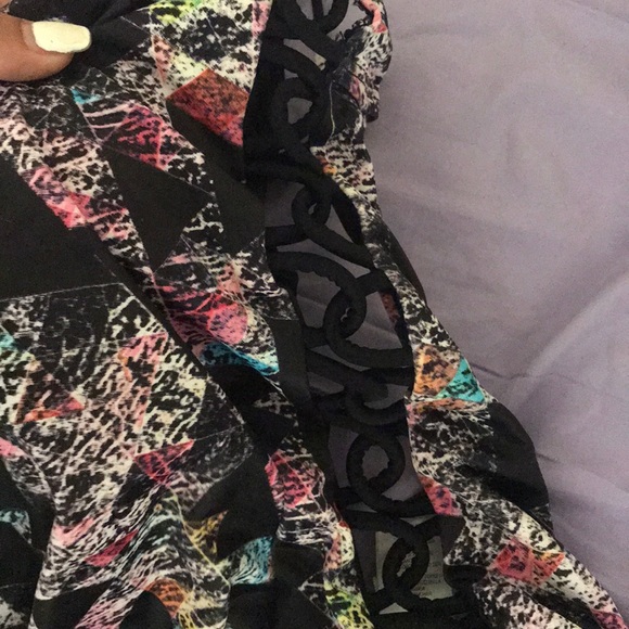 Patterned one piece bathing suit - Picture 3 of 5